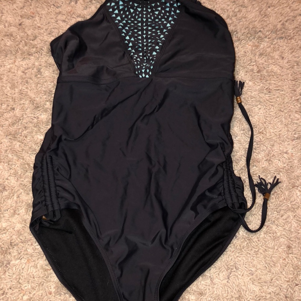 One piece swimsuit